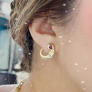 18k yellow gold earring